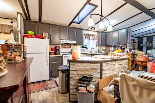 3 Parkview Avenue, Red Deer, AB 