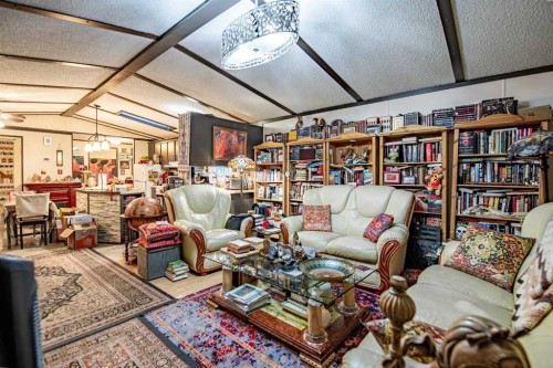 3 Parkview Avenue, Red Deer, AB 