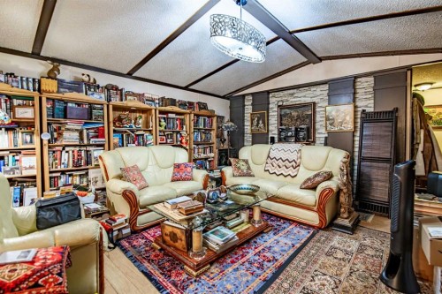 3 Parkview Avenue, Red Deer, AB 