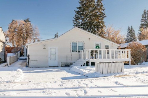 2013 25Th Avenue, Delburne, AB - Outdoor