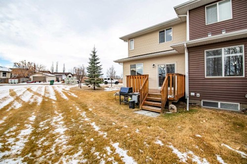 1-5301 Windward Place, Sylvan Lake, AB - Outdoor