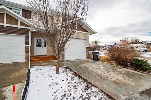 1-5301 Windward Place, Sylvan Lake, AB - Outdoor