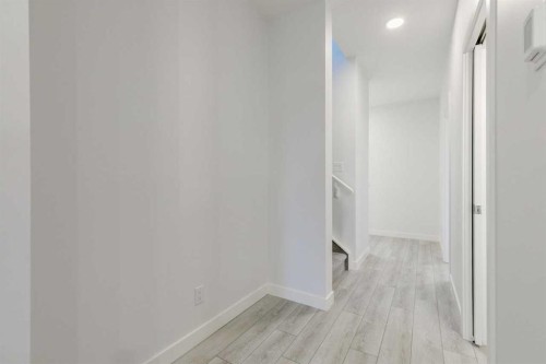 205 Bridgeport Gate, Chestermere, AB - Indoor Photo Showing Other Room