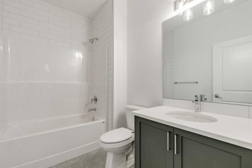 205 Bridgeport Gate, Chestermere, AB - Indoor Photo Showing Bathroom