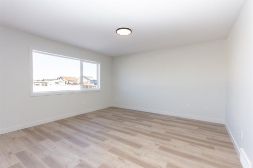260 Augustus Way, Penhold, AB - Indoor Photo Showing Other Room