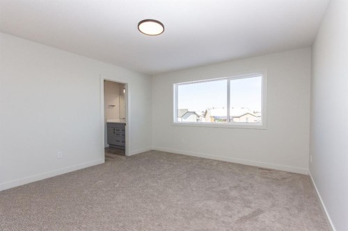 260 Augustus Way, Penhold, AB - Indoor Photo Showing Other Room