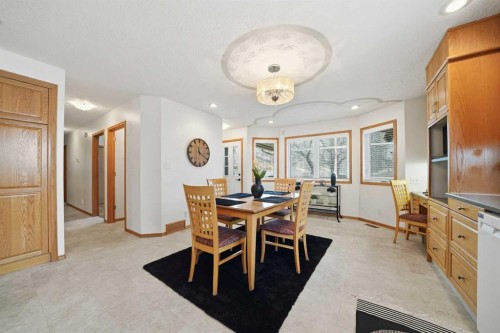 108 Dunham Close, Red Deer, AB - Indoor Photo Showing Dining Room