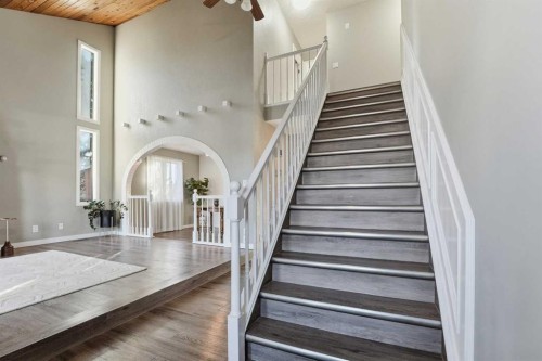 30 Comfort Close, Red Deer, AB - Indoor Photo Showing Other Room