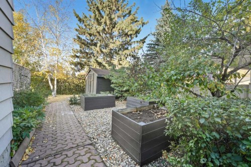 30 Comfort Close, Red Deer, AB - Outdoor