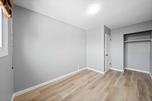29 Overdown Drive, Red Deer, AB - Indoor Photo Showing Other Room