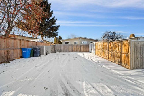 29 Overdown Drive, Red Deer, AB - Outdoor