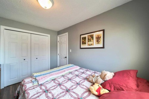 4802 51 Avenue, Strome, AB - Indoor Photo Showing Bedroom