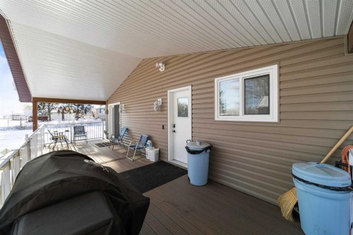 4802 51 Avenue, Strome, AB - Outdoor With Exterior