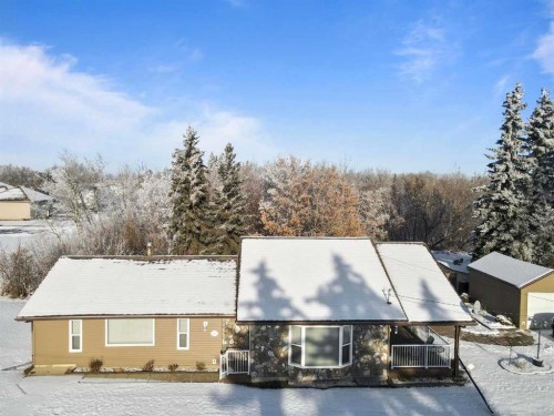 4802 51 Avenue, Strome, AB - Outdoor