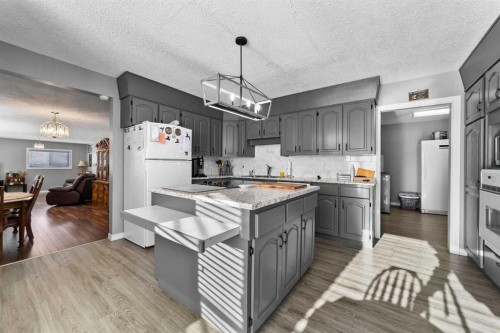 4802 51 Avenue, Strome, AB - Indoor Photo Showing Kitchen