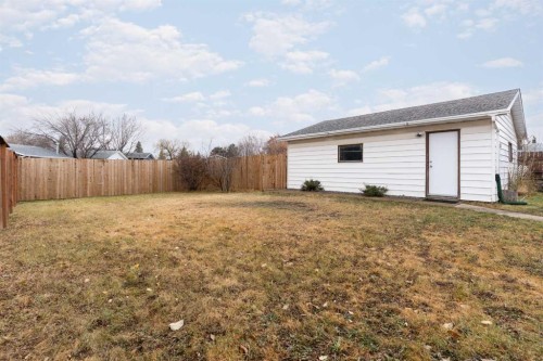 6603 Marler Dr, Camrose, AB - Outdoor