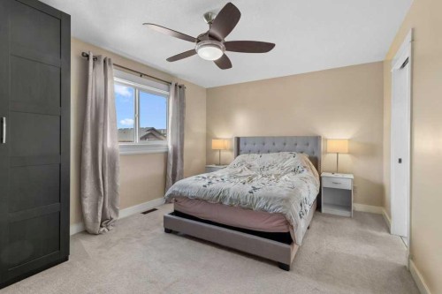 20 Oakfield Close, Red Deer, AB - Indoor Photo Showing Bedroom