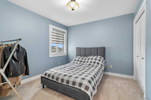 20 Oakfield Close, Red Deer, AB - Indoor Photo Showing Bedroom