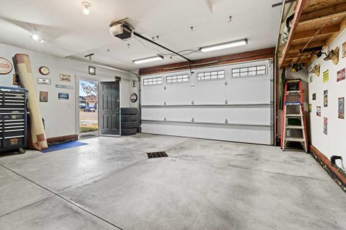 20 Oakfield Close, Red Deer, AB - Indoor Photo Showing Garage