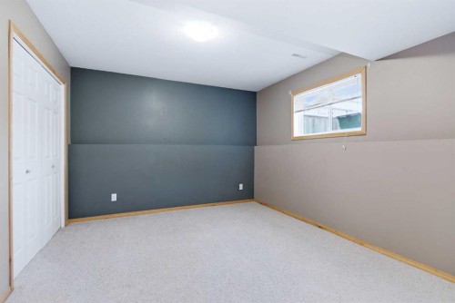 256 Deschner Close, Red Deer, AB - Indoor Photo Showing Other Room