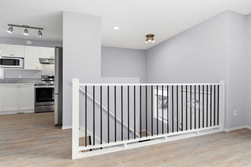 256 Deschner Close, Red Deer, AB - Indoor