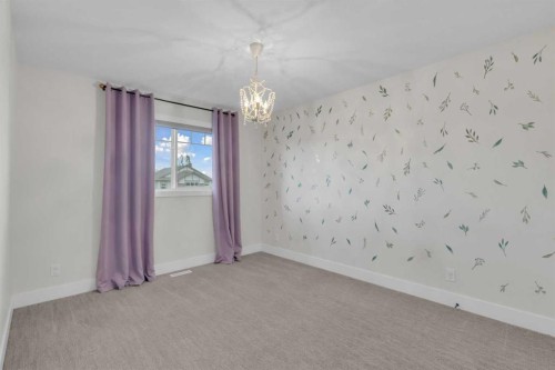 60 Thompson Crescent, Red Deer, AB - Indoor Photo Showing Other Room