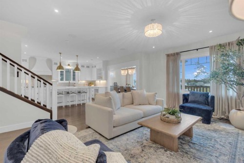 60 Thompson Crescent, Red Deer, AB - Indoor Photo Showing Living Room
