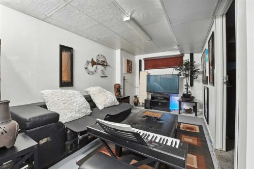 6349 58 Avenue, Red Deer, AB - Indoor