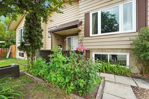 6349 58 Avenue, Red Deer, AB - Outdoor