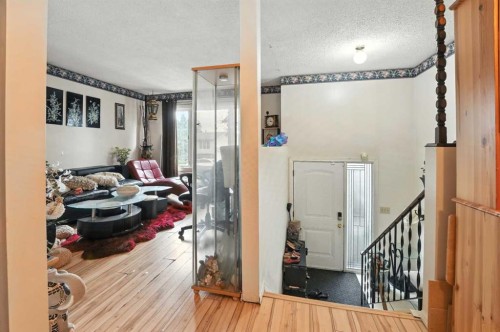 6349 58 Avenue, Red Deer, AB - Indoor Photo Showing Other Room