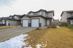 37 Piper Close  Blackfalds, AB T4M 0G5
