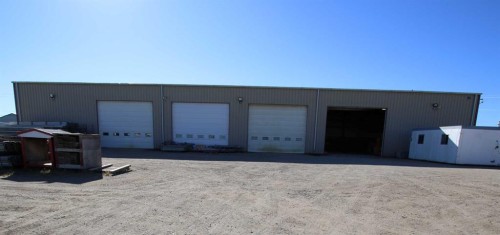 175 Pine Street, Rural Red Deer County, AB 