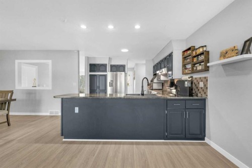 6006 57 Avenue, Ponoka, AB - Indoor Photo Showing Other Room