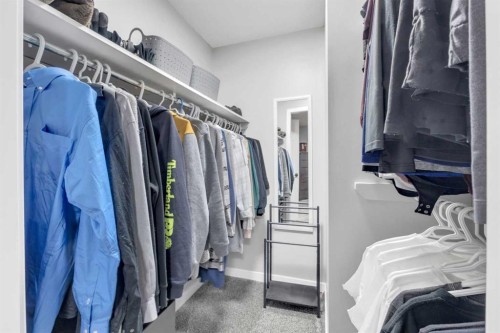 6006 57 Avenue, Ponoka, AB - Indoor With Storage