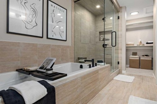 1010 Fowler Road Sw, Airdrie, AB - Indoor Photo Showing Bathroom