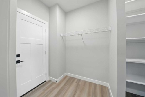 45 Thorkman Avenue, Red Deer, AB - Indoor