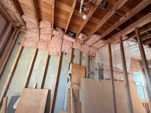 4832 49 Street, Hardisty, AB - Indoor