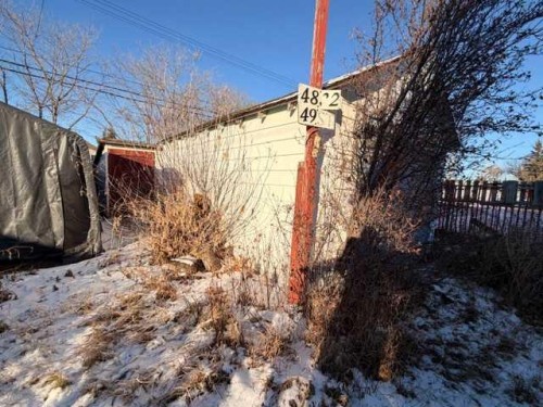 4832 49 Street, Hardisty, AB - Outdoor