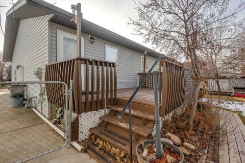 6110 38 Avenue, Stettler, AB - Outdoor With Deck Patio Veranda With Exterior