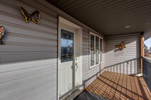 6110 38 Avenue, Stettler, AB - Outdoor With Deck Patio Veranda With Exterior