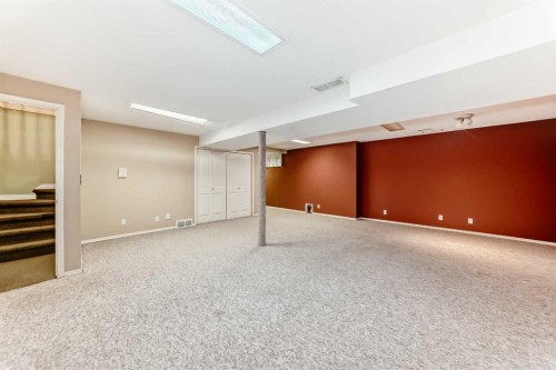 135 Kemp Avenue, Red Deer, AB - Indoor