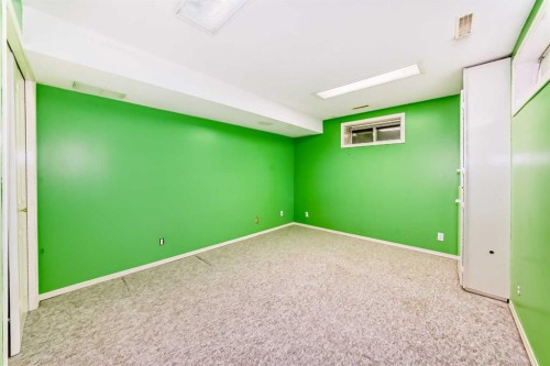 135 Kemp Avenue, Red Deer, AB - Indoor