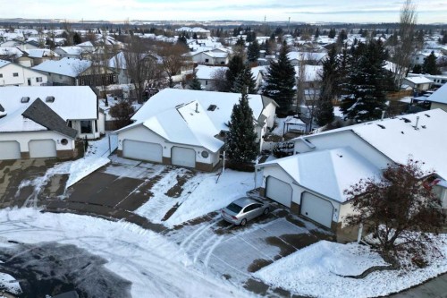 135 Kemp Avenue, Red Deer, AB - Outdoor