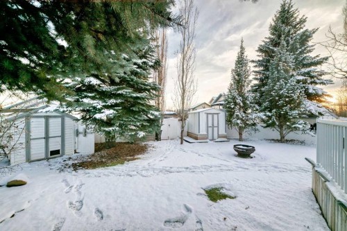 135 Kemp Avenue, Red Deer, AB - Outdoor
