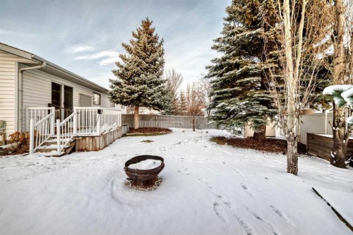 135 Kemp Avenue, Red Deer, AB - Outdoor With Deck Patio Veranda