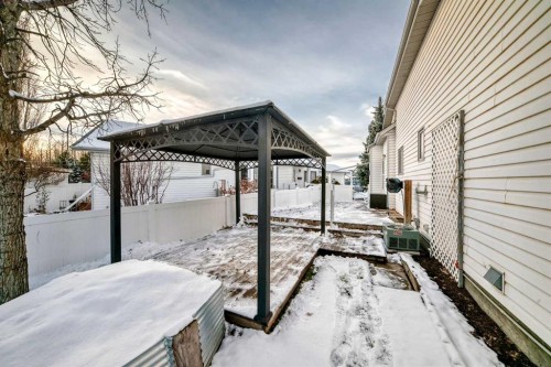 135 Kemp Avenue, Red Deer, AB - Outdoor