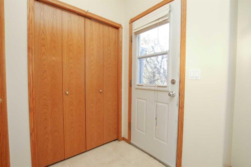 25 Adams Close, Red Deer, AB - Indoor Photo Showing Other Room