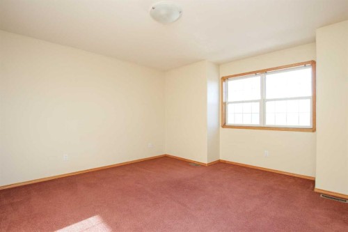25 Adams Close, Red Deer, AB - Indoor Photo Showing Other Room