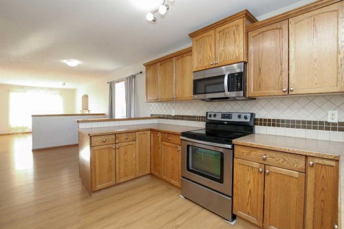 72 Ironstone Drive, Red Deer, AB - Indoor Photo Showing Kitchen