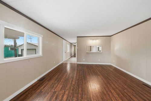 18 Parkland Acres, Lacombe, AB 